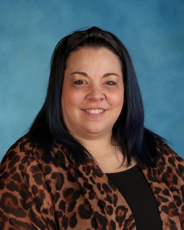 Grade 4 Teacher, Lynn Wall